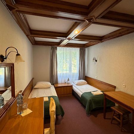 Hotel Victoria Łubowo Eksteriør billede