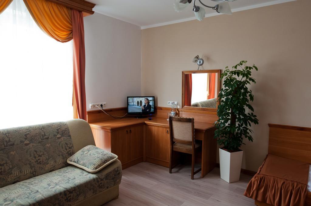 Hotel Victoria Łubowo Eksteriør billede